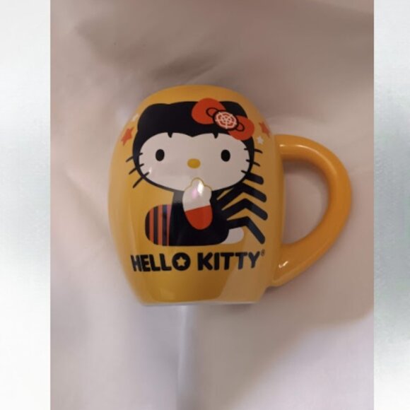 Hello Kitty yellow Halloween spider mug - Picture 3 of 5